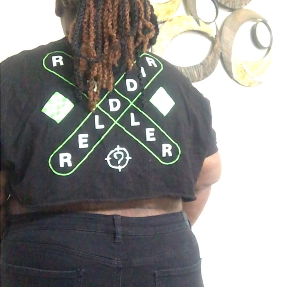 Hot Topic Riddler shirt - Picture 2 of 2